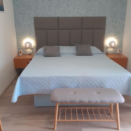 Guesthouse Apartment Bozica Bol Eksteriør billede
