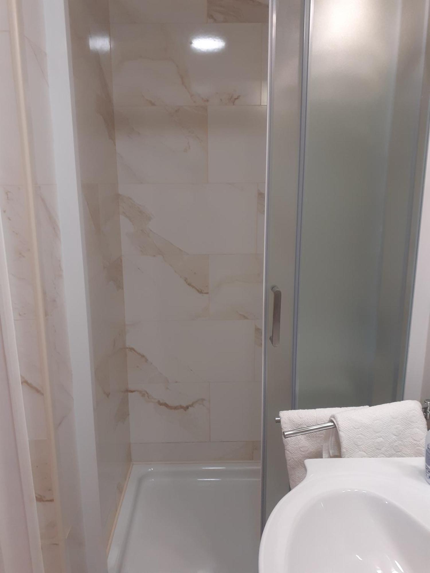 Guesthouse Apartment Bozica Bol Eksteriør billede