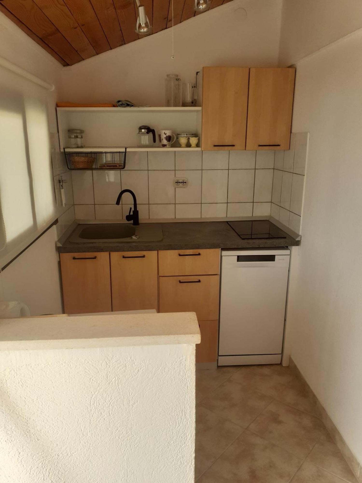 Guesthouse Apartment Bozica Bol Eksteriør billede